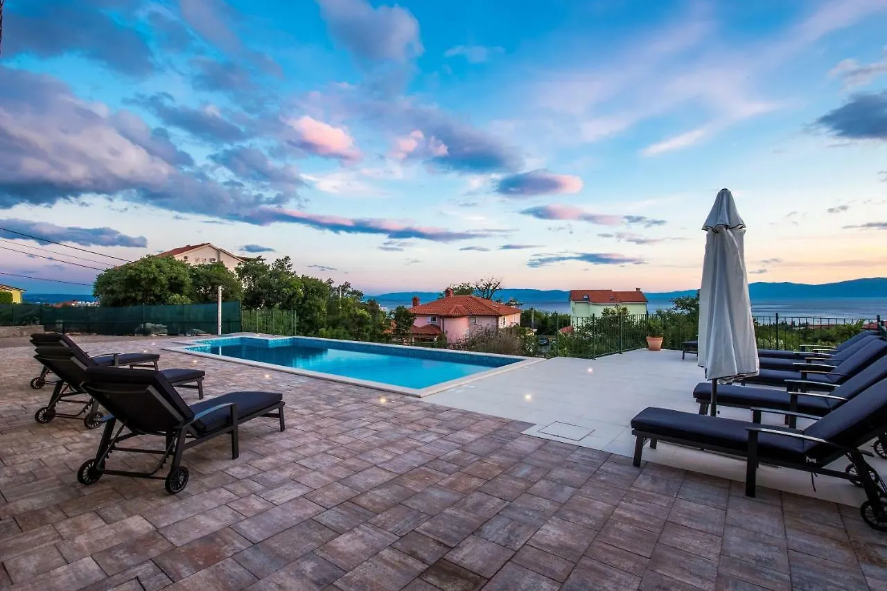 Luxury Apartments Kostrena With Pool Chorvatsko